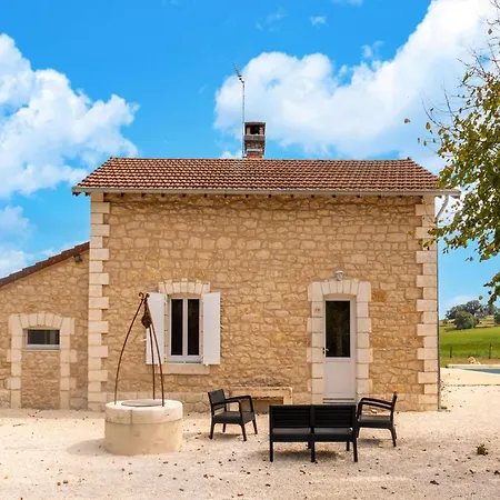 Holiday home Charming With Private Pool Hautefort
