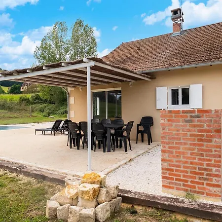 Holiday home Charming With Private Pool Hautefort