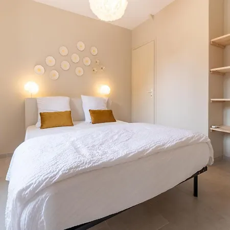 Charming House In With Pool & Nature