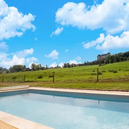 Charming House In With Pool & Nature Dom wakacyjny