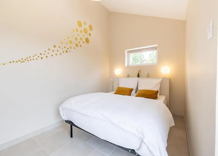 Charming House In With Pool & Nature Feriehus Hautefort