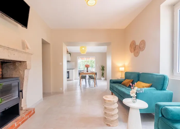 Charming House In With Pool & Nature * Hautefort