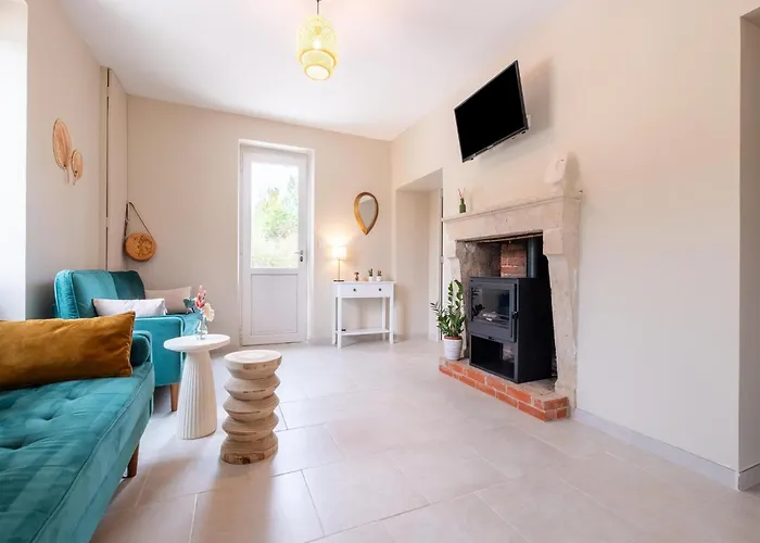 Charming House In With Pool & Nature Feriehus *