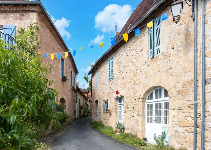 Charming House In With Pool & Nature * Hautefort