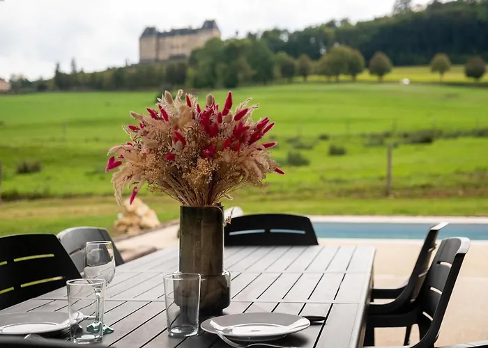 Charming House In With Pool & Nature
